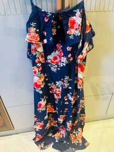 Chic Navy Floral Maxi Dress