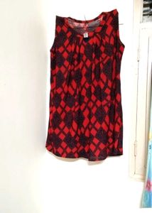 Red Diamond Print Top