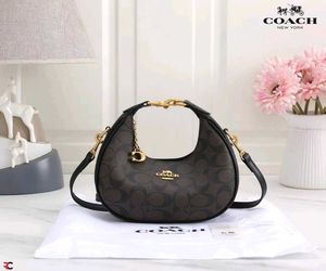 Coach jonie slingbags