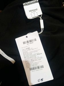 Black Zip-Up Crop Top