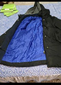 Stylish Black jacket quilted and sweater free