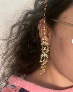 Elegant Gold and Pearl Jhumkas