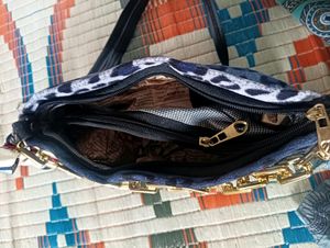 New Leopard Print Silling Bag 💙🐆