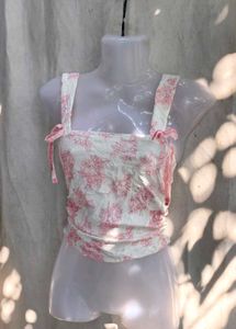 161110. Charming Floral Print Crop Top