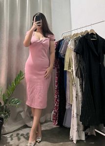 Elegant pink bodycon midi dress