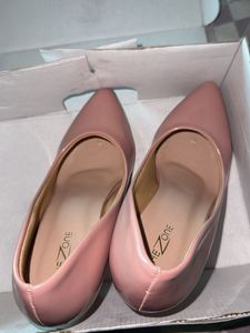 Chic Pink Patent Heels