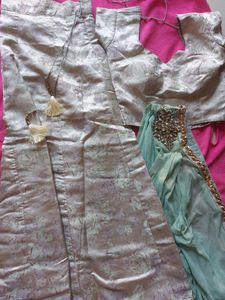 Beautifull Lenhga With Crop Blouse And Trendy Dupt