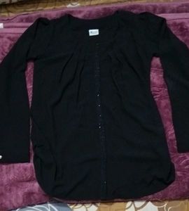 Elegant Black Top