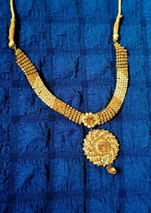 Sparkling Gold Necklace