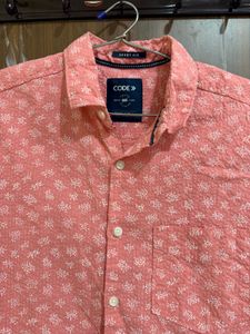 Men's Pink Short Sleeve Button-Up Shirt