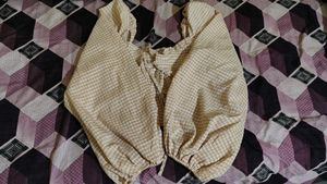 Beige Gingham Plaid Puff Sleeve Crop top