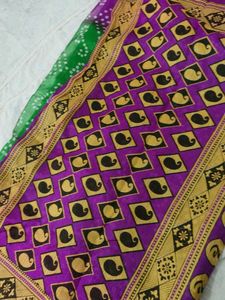 Vibrant Green &amp; Purple Bandhani Saree