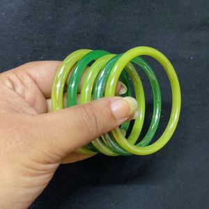 Set of 5 Green Bangles (Light&amp;Dark)