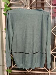Women Woolen Top