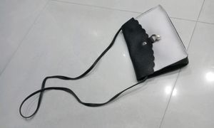 🔥  Pack Of 1 Beautiful casual slingbag