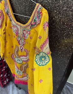 Beautiful Yellow Embroidered Kurta