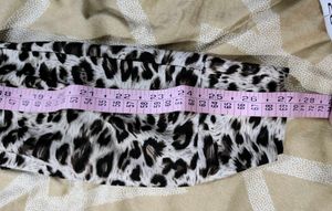 Leopard Print Cropped Pants