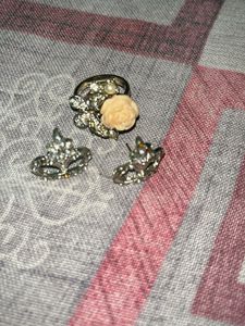 Charming Rose & Pearl Ring with Matching Earrings