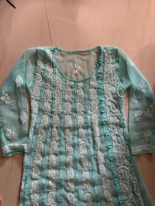 🩵Beautiful Teal Chikankari Kurta