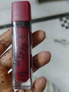 Kiss Beauty Matte Liquid Lipstick