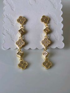 Beautiful unique design earrings