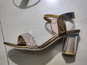 Heels 👠