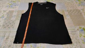 Nike Black Sleeveless T-Shirt