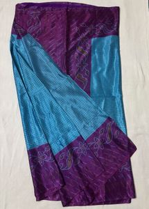 Versatile Saree With Floral Motifs