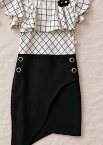 Women Stylish Black &amp; White Geometric Dress