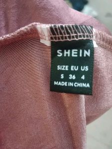 SHEIN Halter Neck Top