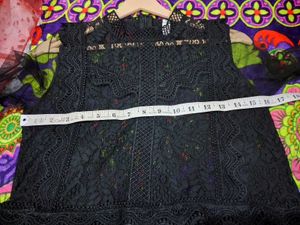 Chic Black Net Top