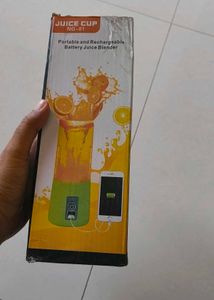 Rechargeable juice blender