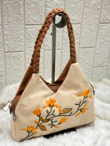 NEW ARRIVAL*HANDY+SLING Two MAIN COMPARTMENT