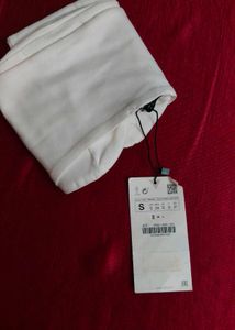 ZARA Off-Shoulder Long Sleeve Crop Top