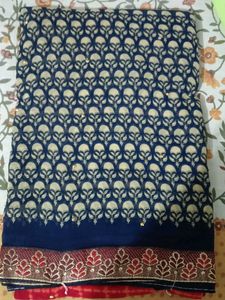 Elegant Saree with Floral Print