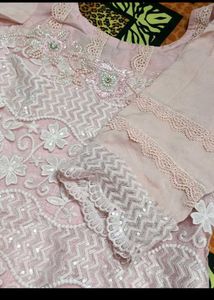 Beautiful Pink Embroidered Kurta Set