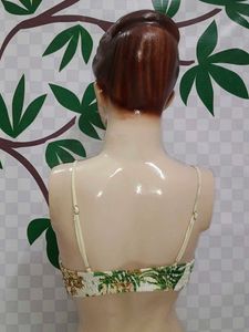 (1200)Floral Smocked Crop Top