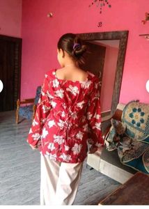 Maroon Floral Bell Sleeve Top