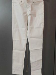 Classic White Skinny Jeans