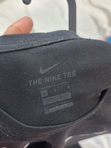 Nike Dri-FIT T-Shirt