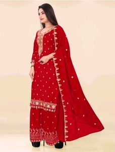 ♥️Elegant Red Embroidered Kurta Set with Dupatta