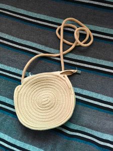 Cute Straw Crossbody Bag with Flower