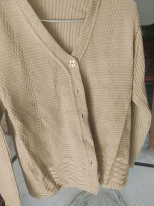 Chic Beige V-Neck Cardigan