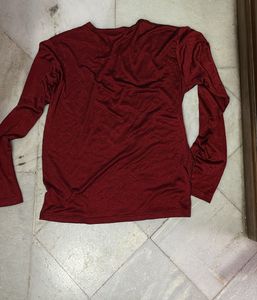 Maroon V-Neck Graphic T-Shirt