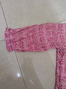 Crimsoune Femme Pink Geometric Print Tunic Top