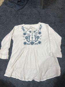 Embroidered White Cotton Kurta