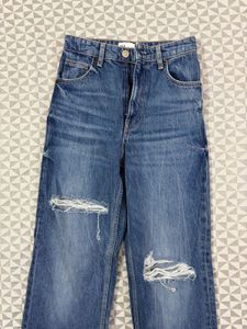 Distressed Wide Leg Jeans
