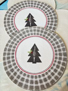 Set of 2 Round Christmas Placemat with "JOY"