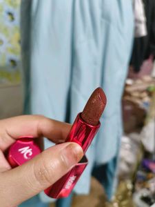 Sparklin Nykaa Ultra Silk Hydrating Lipstick