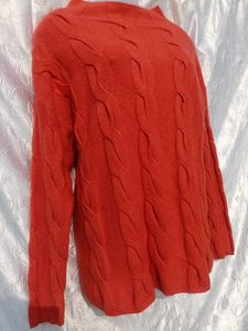 Cable Knit Sweater 🧡